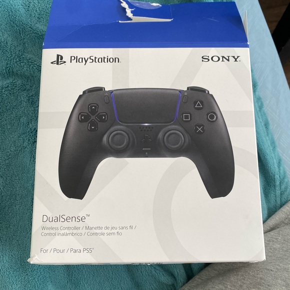 Ps5 controller - Picture 3 of 3